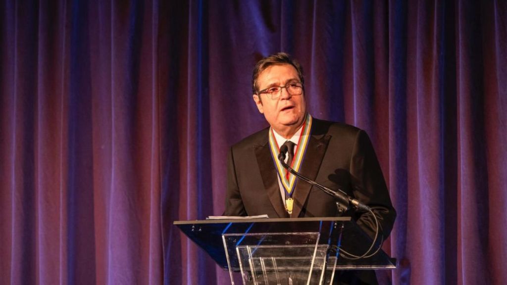 Americas Society reconoce a Agustín Coppel Luken 