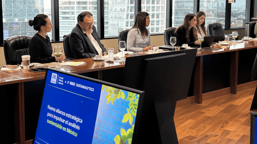 HR Ratings y Morningstar Sustainalytics anuncian alianza para mejorar la oferta de productos y calidad en el servicio para el análisis sostenible en&nbsp;México