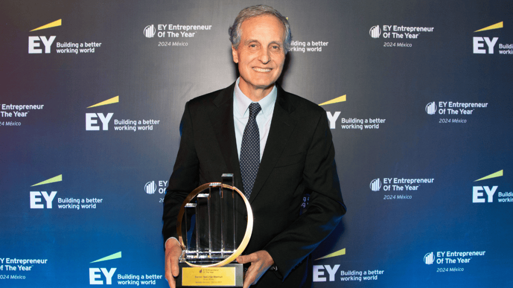 Daniel Servitje, presidente ejecutivo de Grupo Bimbo, representará a México en EY World Entrepreneur Of The Year 2025 en Mónaco